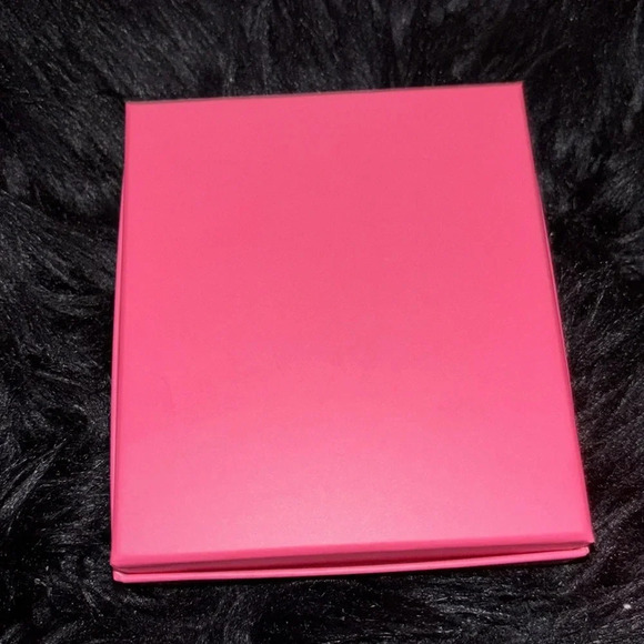 Juliet gold tone Unique Chunky Swirl Hoops New - Picture 8 of 10